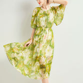 Robe mi-longue en soie et mousseline pour femme, manches flottantes, imprimé floral vert<tc>color</tc> Robe en soie verte